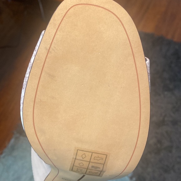 NWOT DOLCE VITA ROMEO HEELED SANDAL - Picture 8 of 13